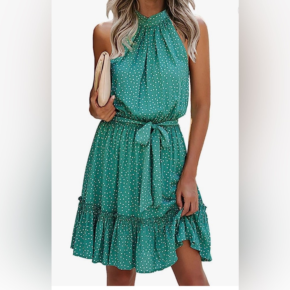 Green Polka Dot Mini Dress with tie belt. Size large. Women’s dress